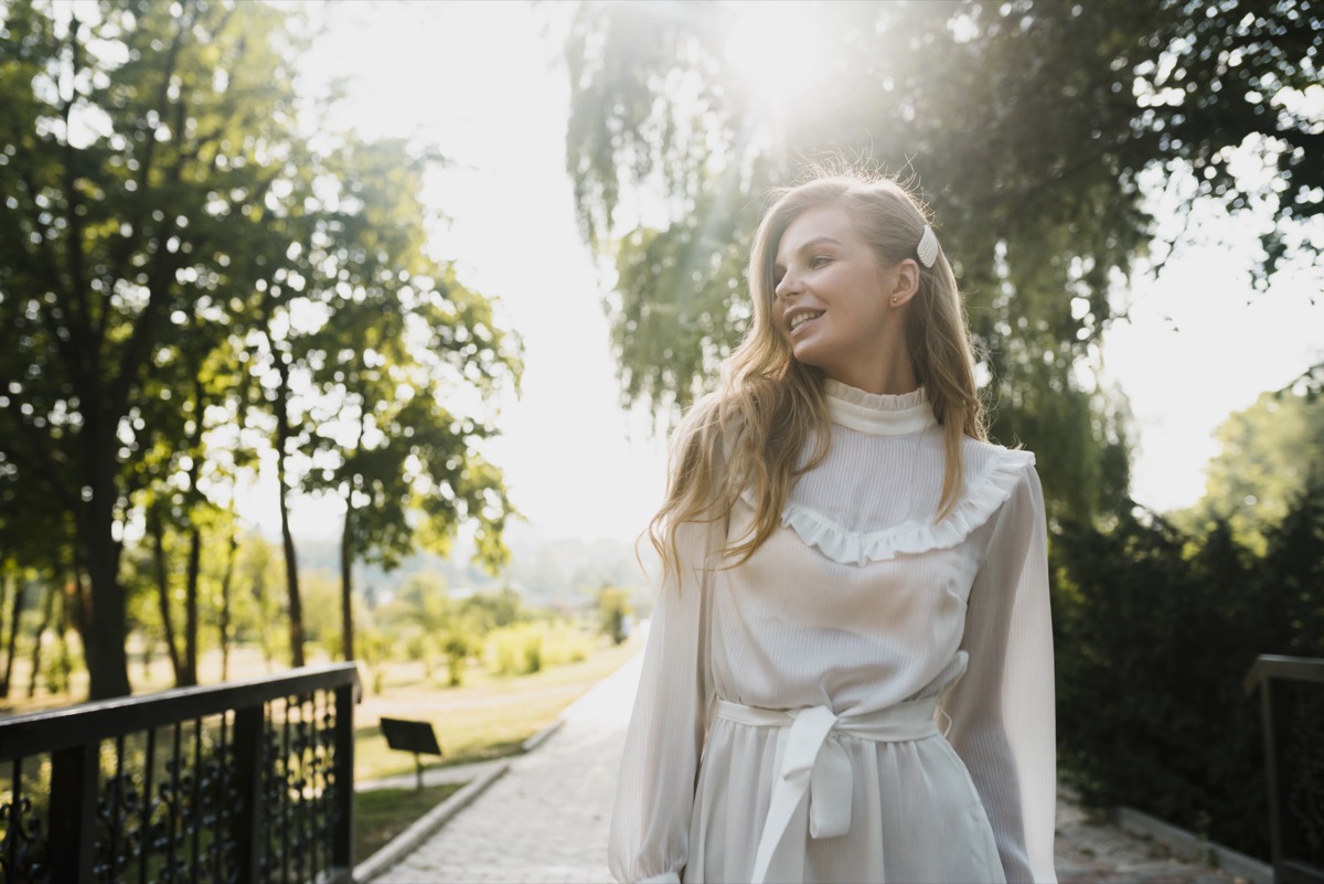 Jak się ubrać na komunię? Poznaj stylizacje dla rodziny i gości